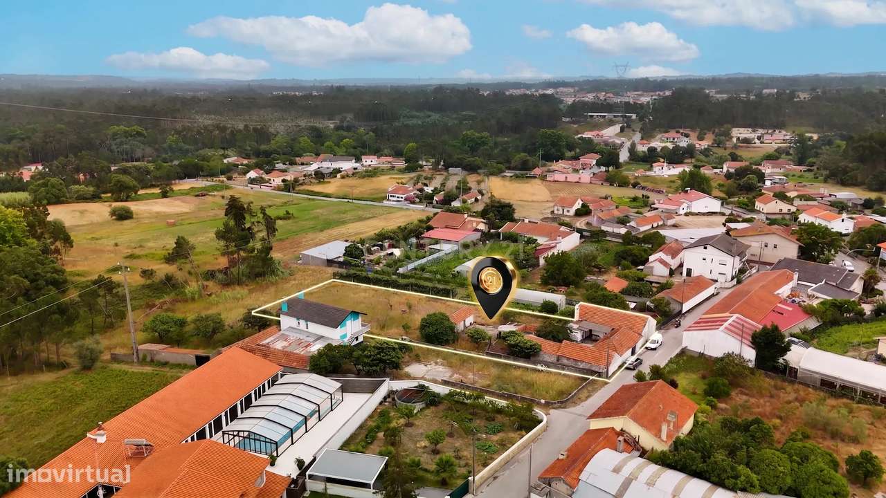 Moradia isolada T2 para reconstruir-8