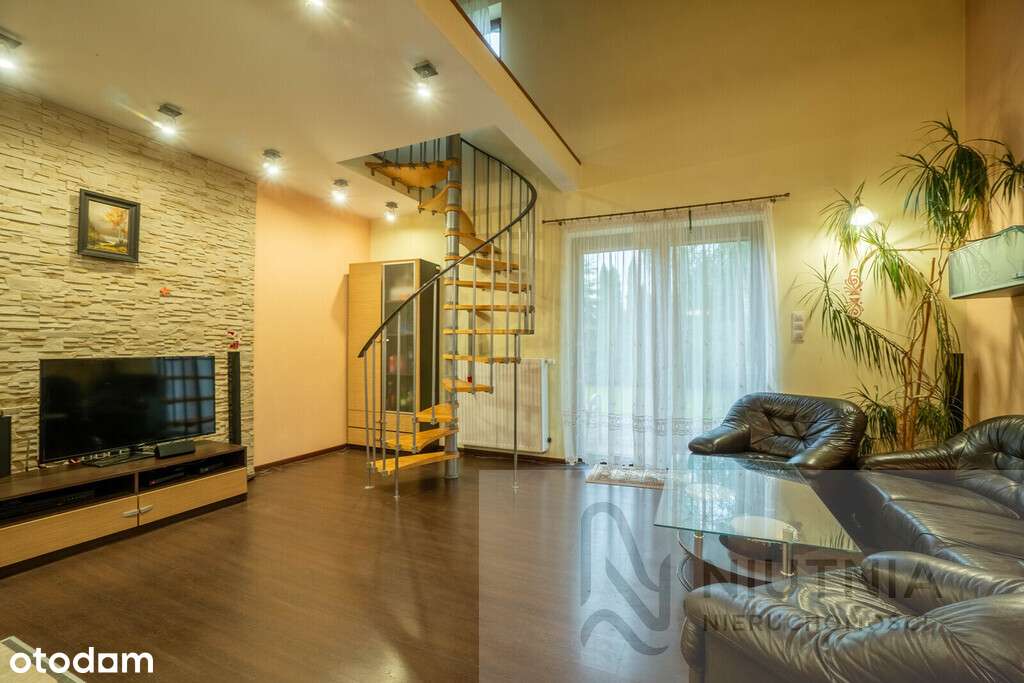 Wolnostojący dom z podwójnym garażem! - Pełny obrazek: 2/18