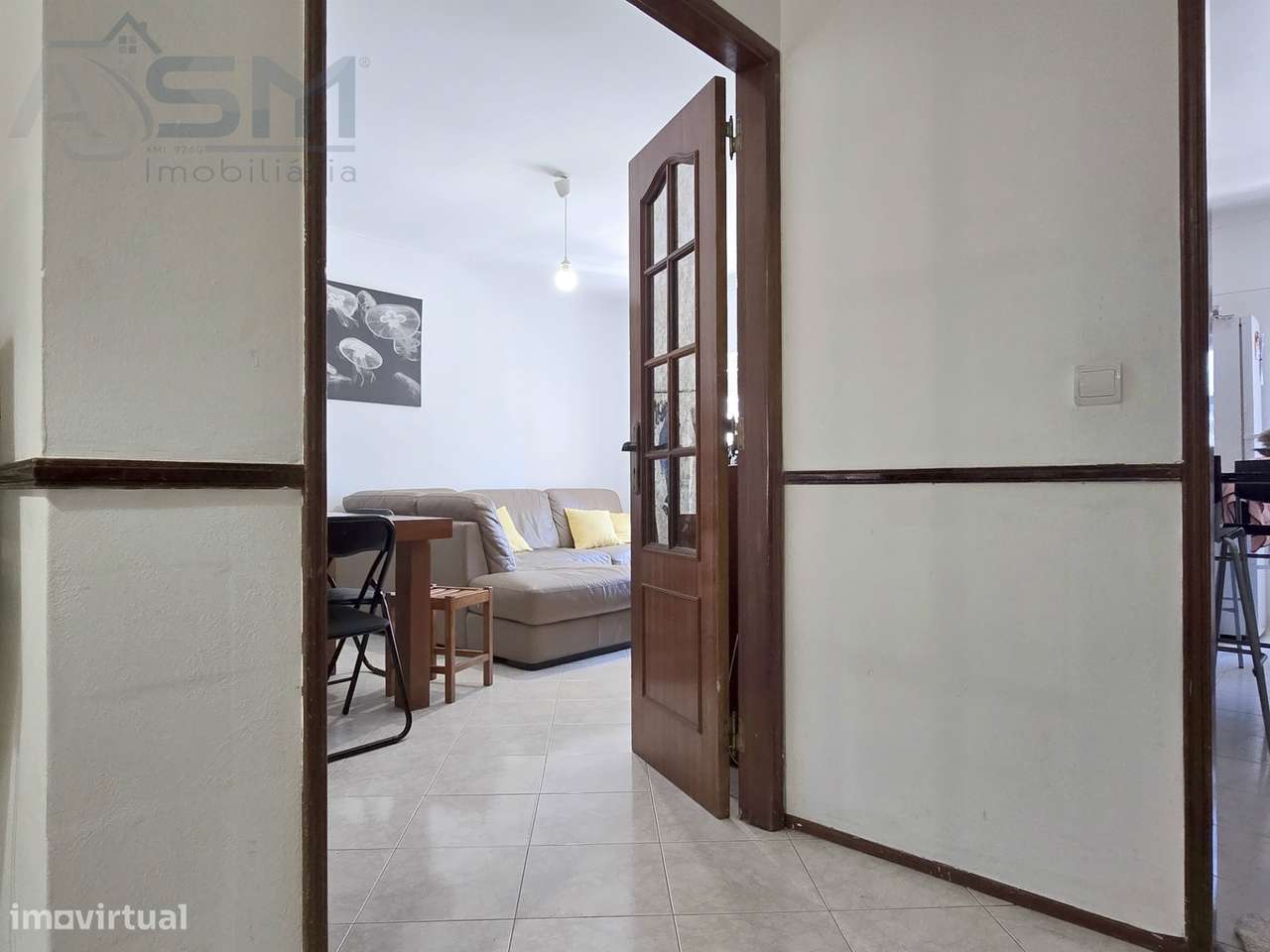 Apartamento T2 em zona central da Tapada, próximo da estação da CP-3