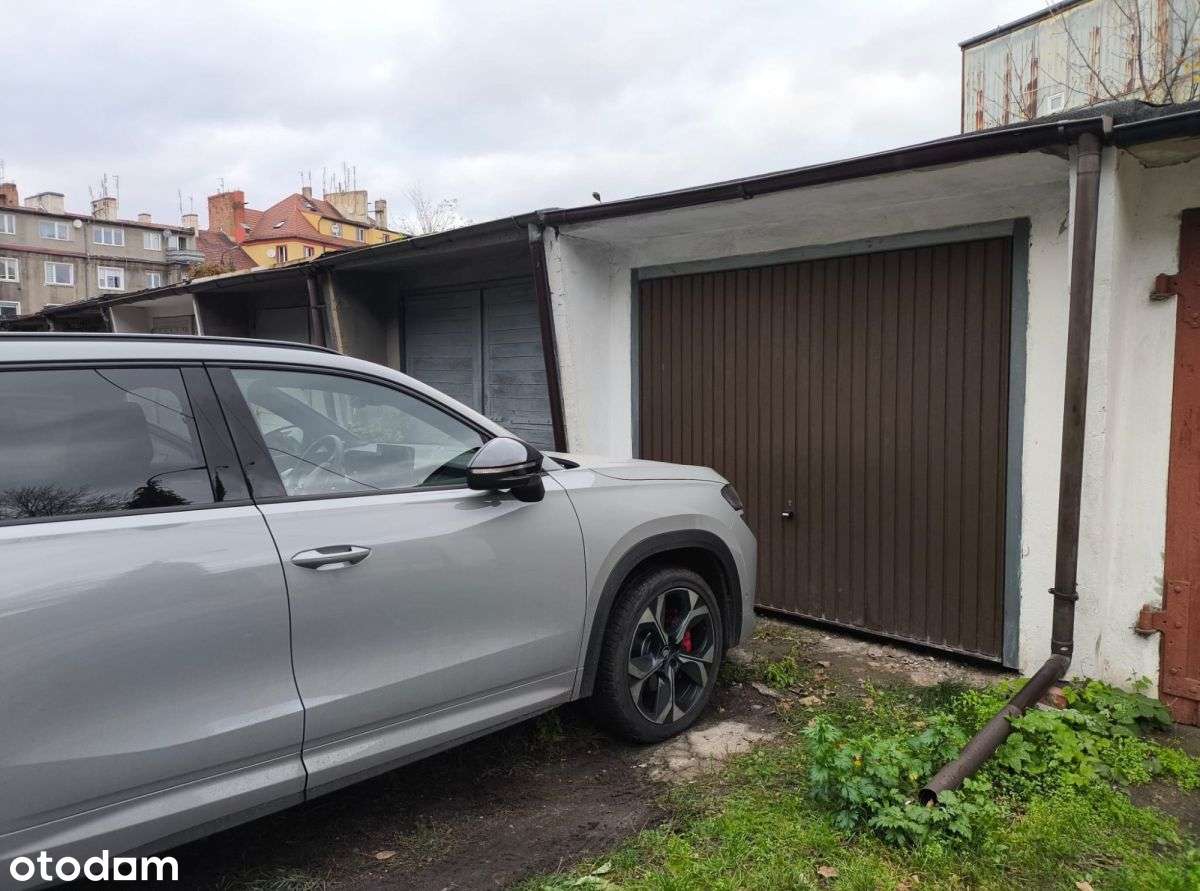KW / bez czynszu / można parkować przed garażem-2