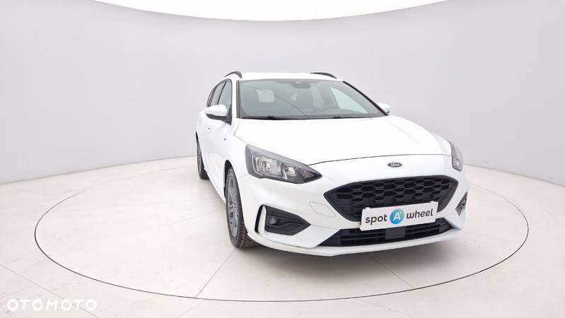 Ford Focus - 12