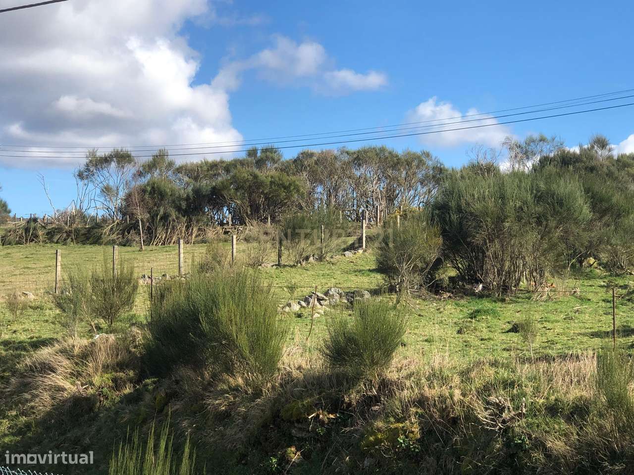 Terreno com casa em Construção integrada no Parque Nacional de Peneda- - Grande imagem: 5/9
