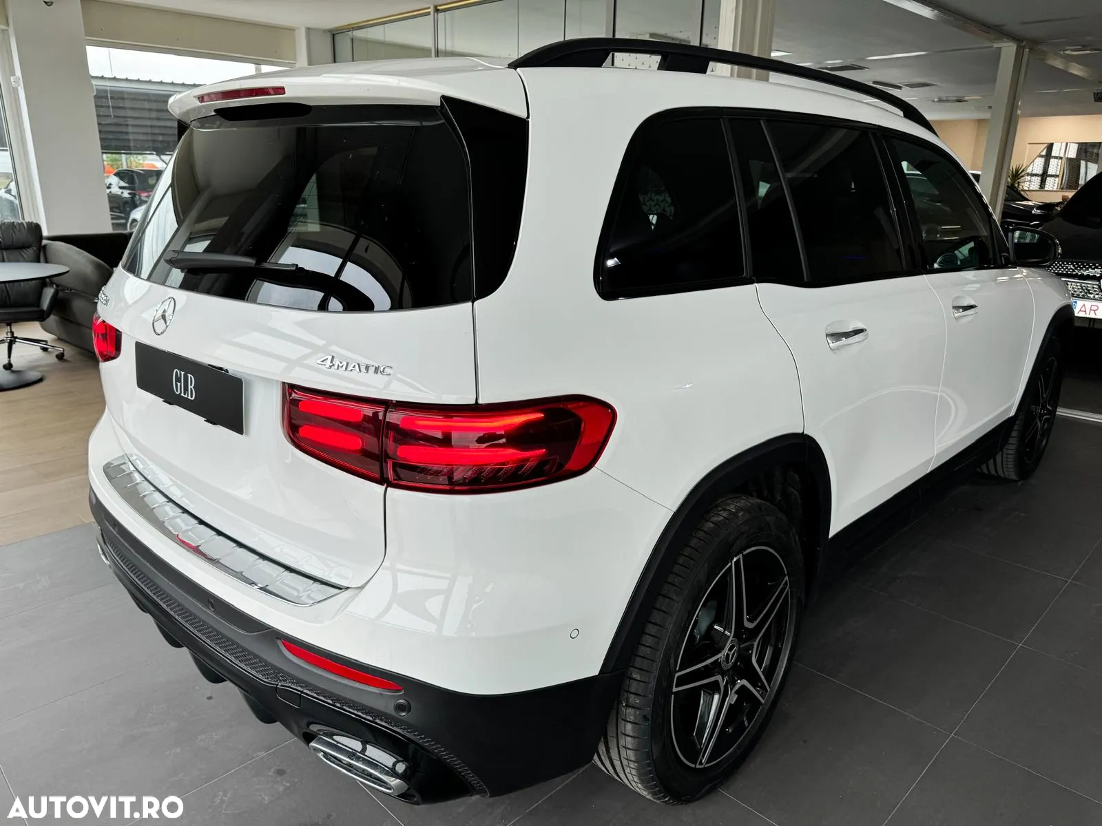 Mercedes-Benz GLB 200 d 4Matic 8G-DCT AMG Line Advanced - 6