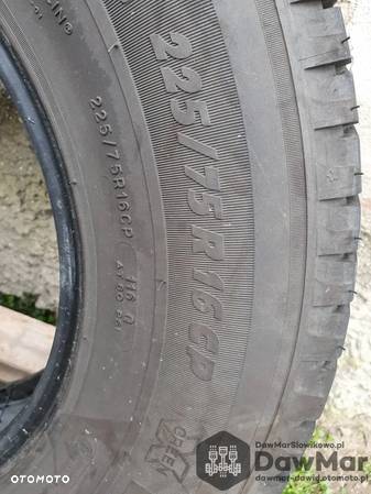 Michelin Agilis opony 225/75 R16 CP 2x7,5mm DOT2916 - 4