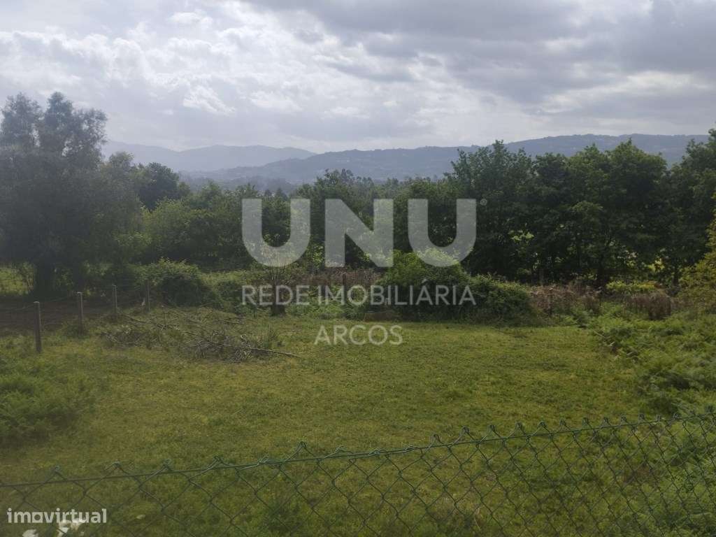 Terreno construtível-0