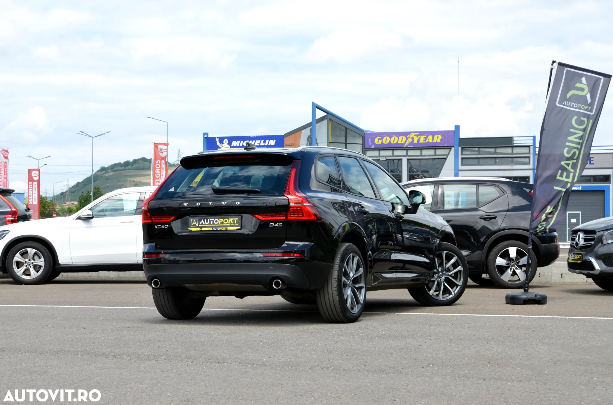 Volvo XC 60 D4 AWD Geartronic Momentum - 3