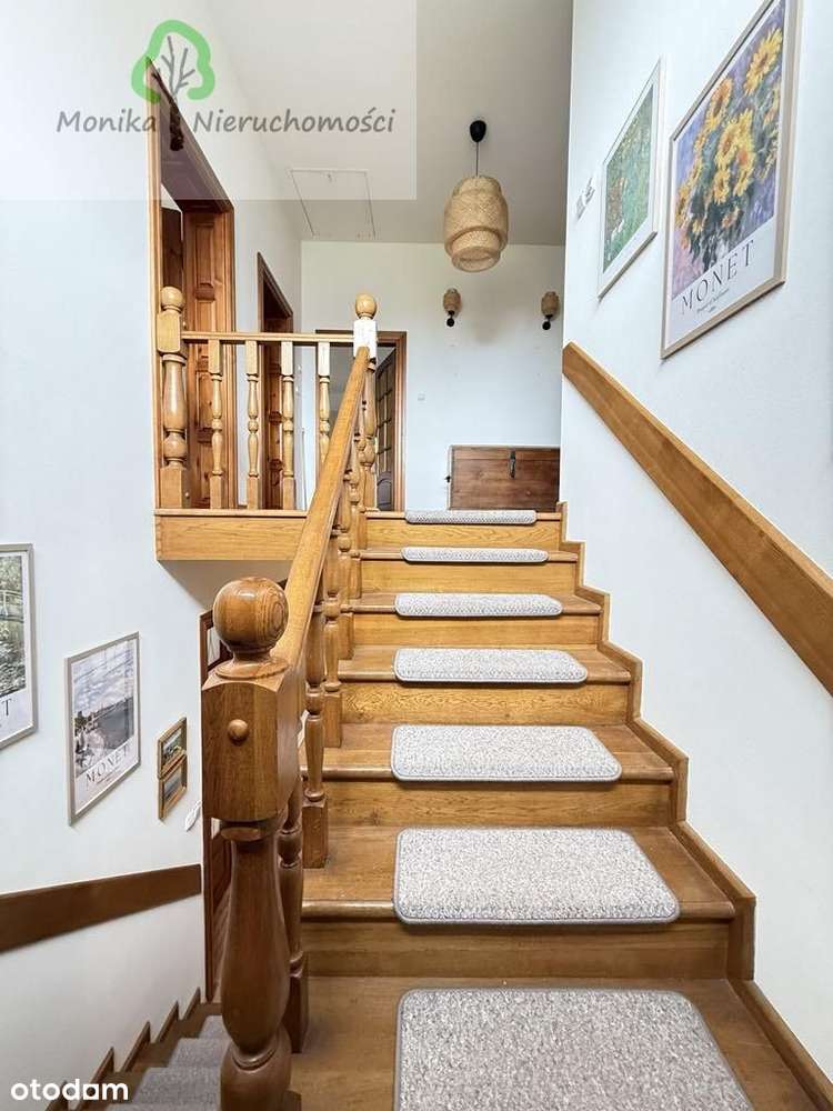 Dom jednorodzinny z lokalem usługowym - blisko par-15