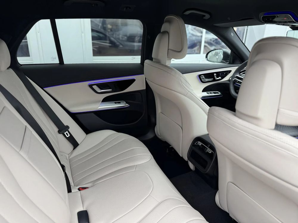 E220d 4Matic kombi, Linia AMG Advanced Plus, Kamera 360, Hak