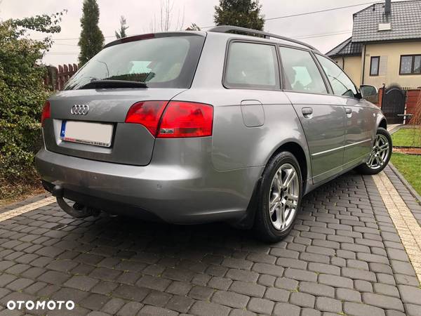 Audi A4 Avant 2.0 TDI - 7