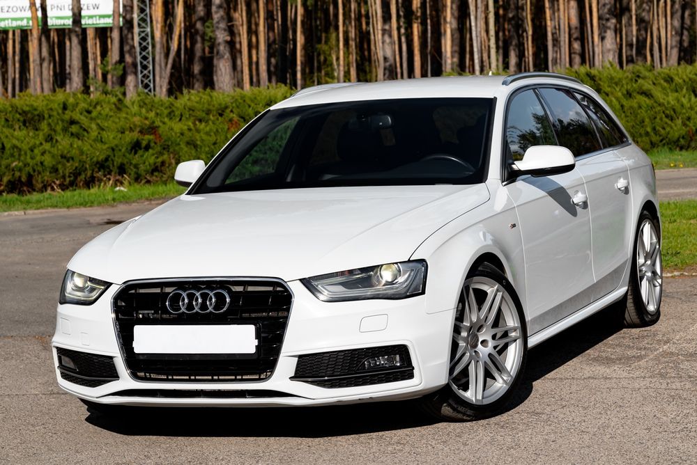 Audi A4 B8 3.0 TDI DPF quattro S line Sportpaket 2013