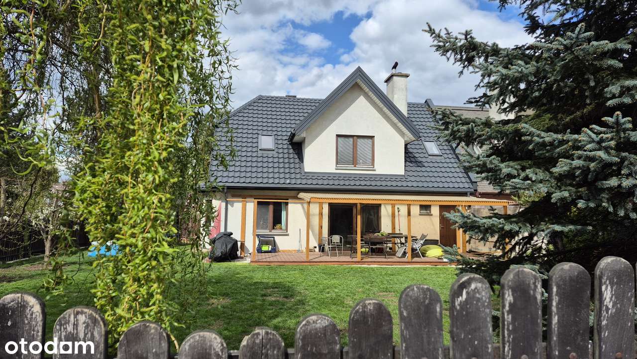 Przestronny bliźniak z ogrodem pod miastem – pohled 4