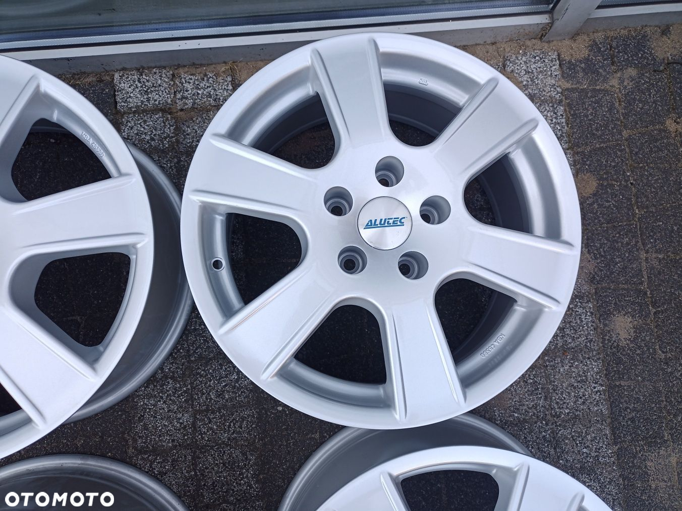 Alutec NOWE ALU 17" VW Transporter T5 T6 Multivan Caravelle ET48 5*120 - 4