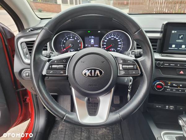 Kia Ceed 1.4 T-GDI M DCT - 11