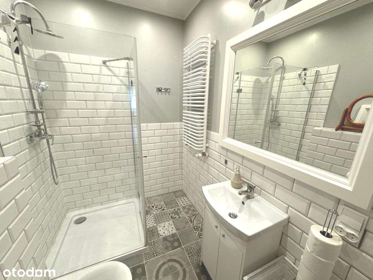 Mieszkanie 83m3 w ładnej kamienicy Huby-11