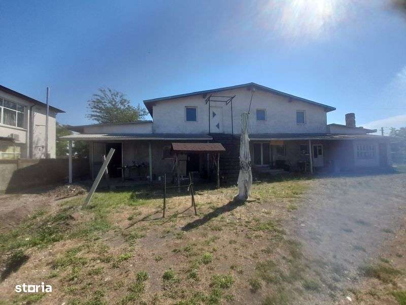 De vanzare / inchiriere casa + spatiu comercial - Imagine principală: 4/6