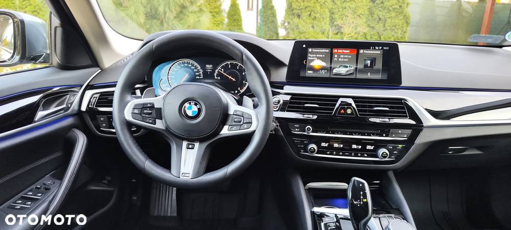 BMW Seria 5 520d Luxury Line sport - 7