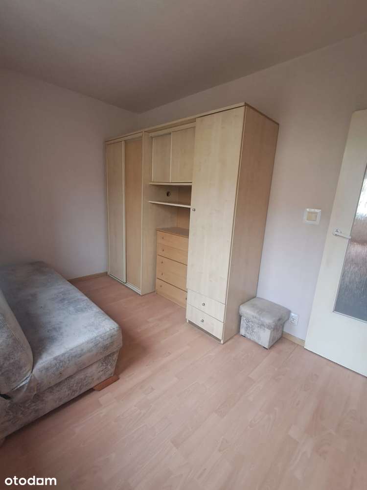 Mieszkanie o powierzchni 45.92m2, balkon, wysoki parter, Os. Korczak-6