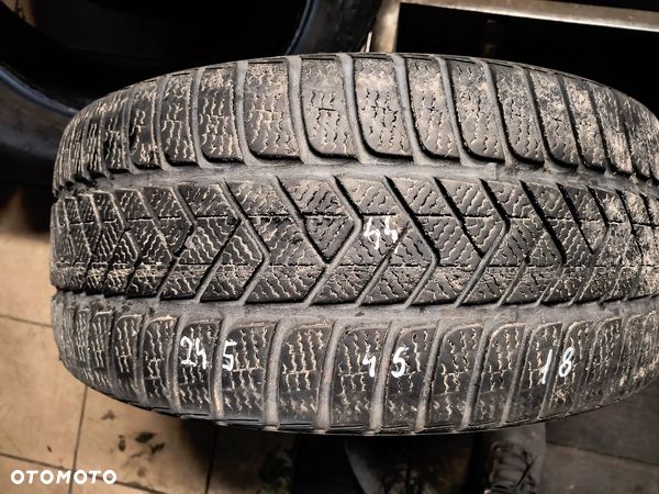 Pirelli 245/45/18 nr 44 - 1