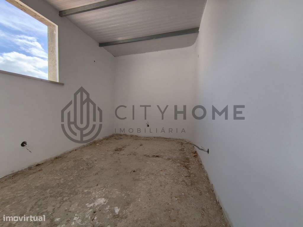 Duas Moradias T1 e T2 de campo em recuperação-18