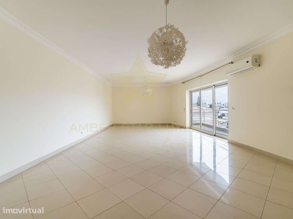 Excelente apartamento T3 no centro de Vilamoura - Grande imagem: 3/20