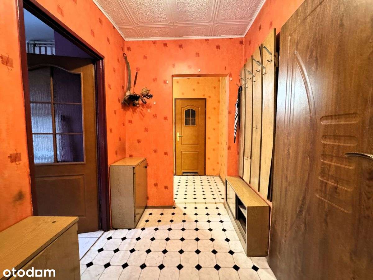 Przestronne 3 pokojowe do remontu-7