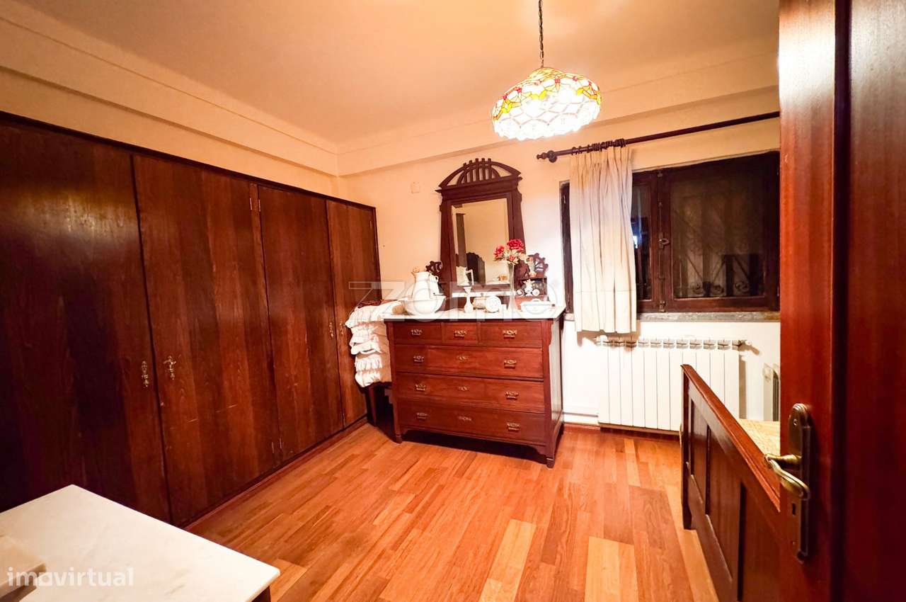 Moradia T6 em Alijó-8