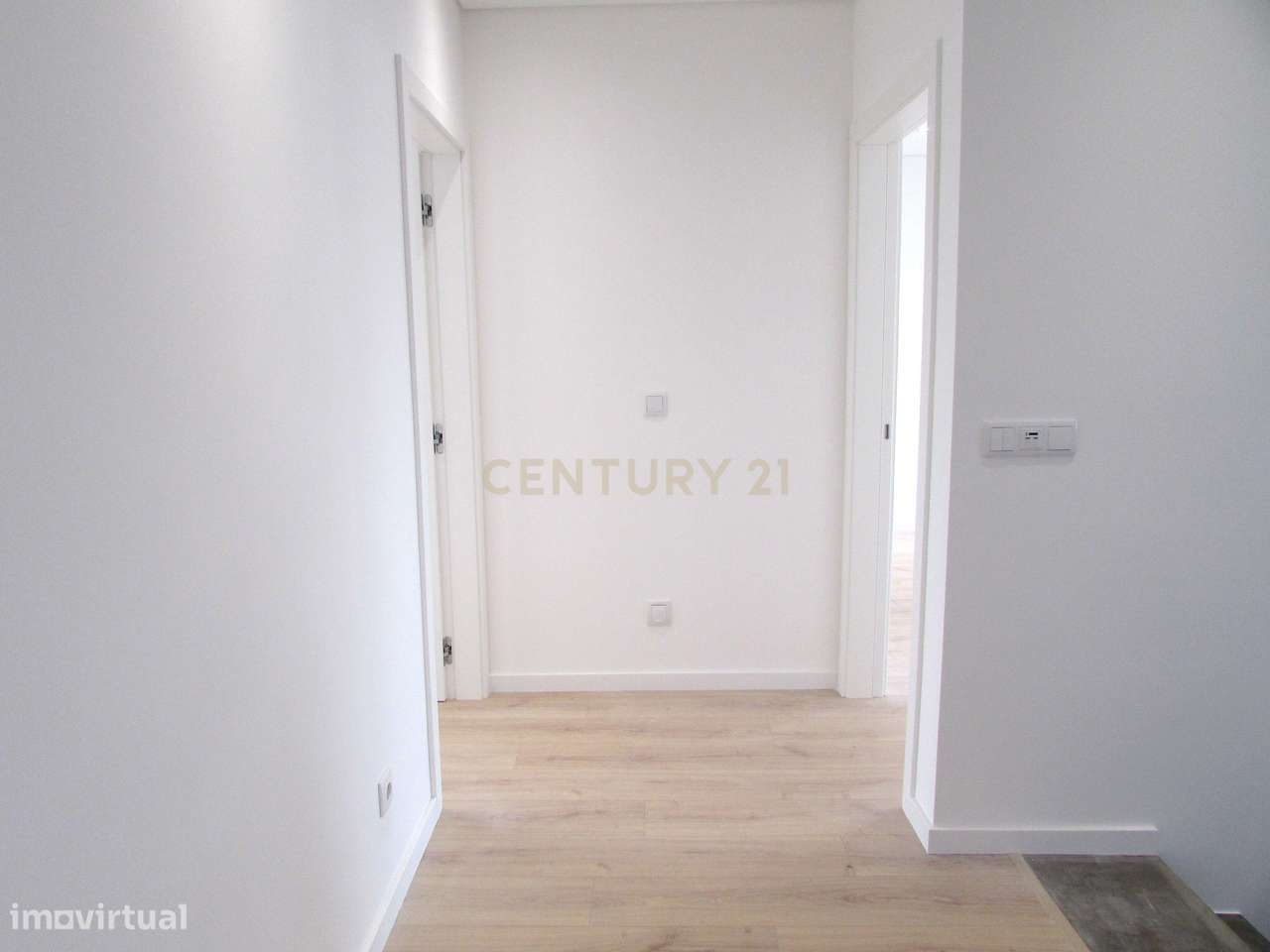 Moradia T3+1 em Portela da Azóia, Santa Iria de Azóia-14