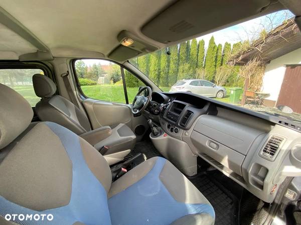 Renault TRAFIC - 10