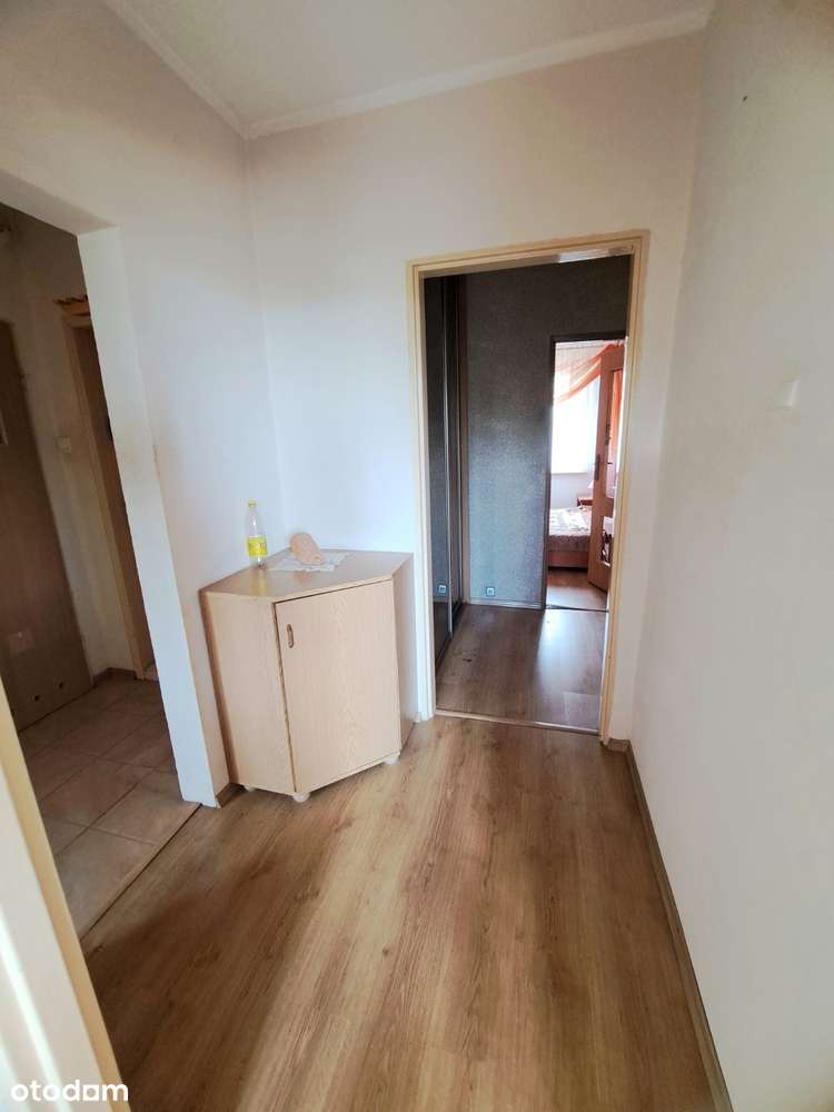 Przestronne 3-pokojowe mieszkanie z balkonem-1