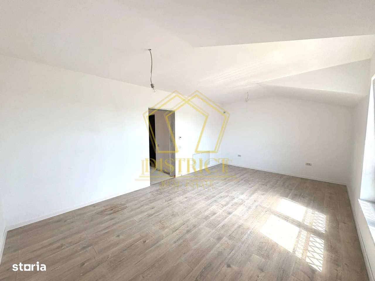 Duplex spațios cu 4 camere si debara |  Mosnita Noua | Sala de Sport - Imagine principală: 5/11