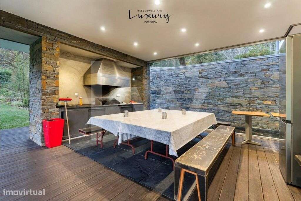 Quinta paradisíaca em local calmo e recatado para viver com qualidade-44