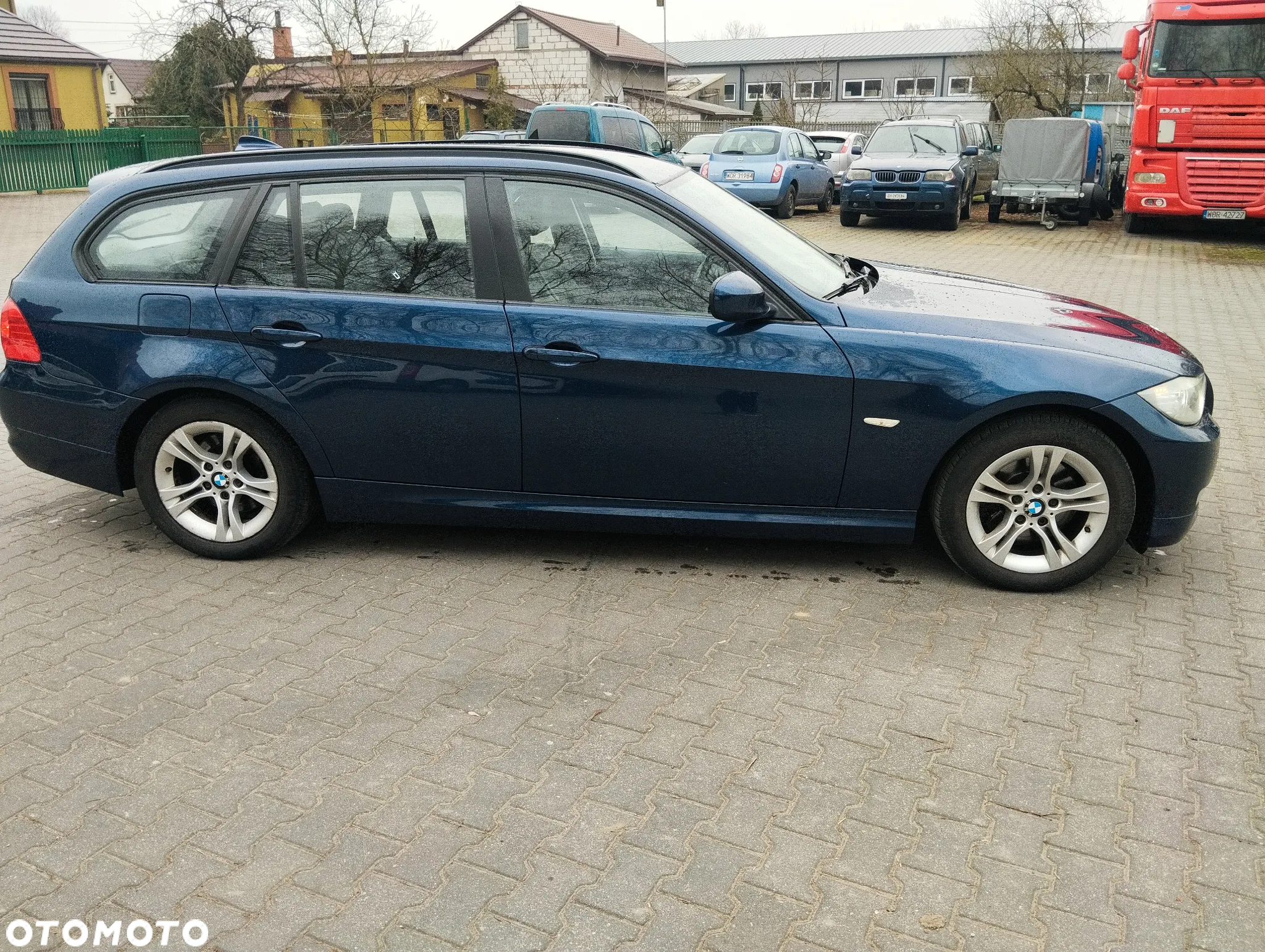 BMW Seria 3 318d DPF Touring Edition Lifestyle - 5