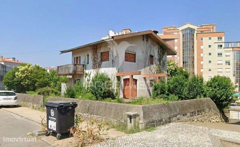 Moradia T4  em Albergaria para restaurar - Grande imagem: 5/13