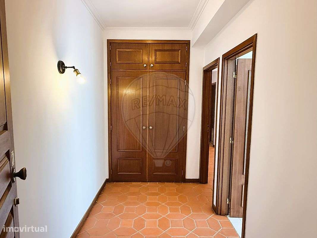 Apartamento T1 para arrendamento - Grande imagem: 4/9