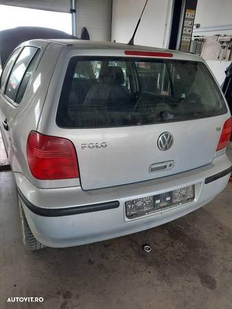 Dezmembrez VW Polo 6N2 - 2