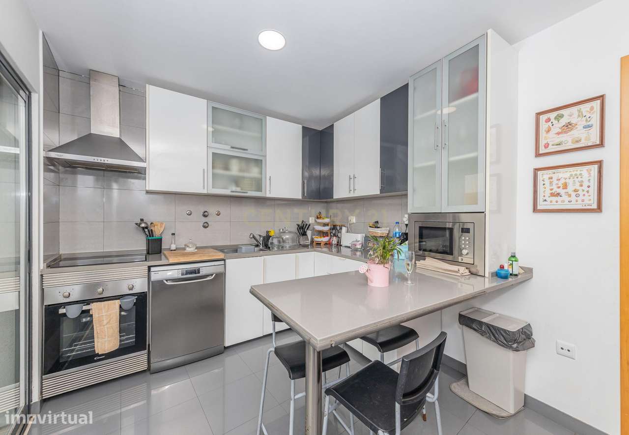 Moradia Moderna T4 em São Domingos de Rana, Cascais-10