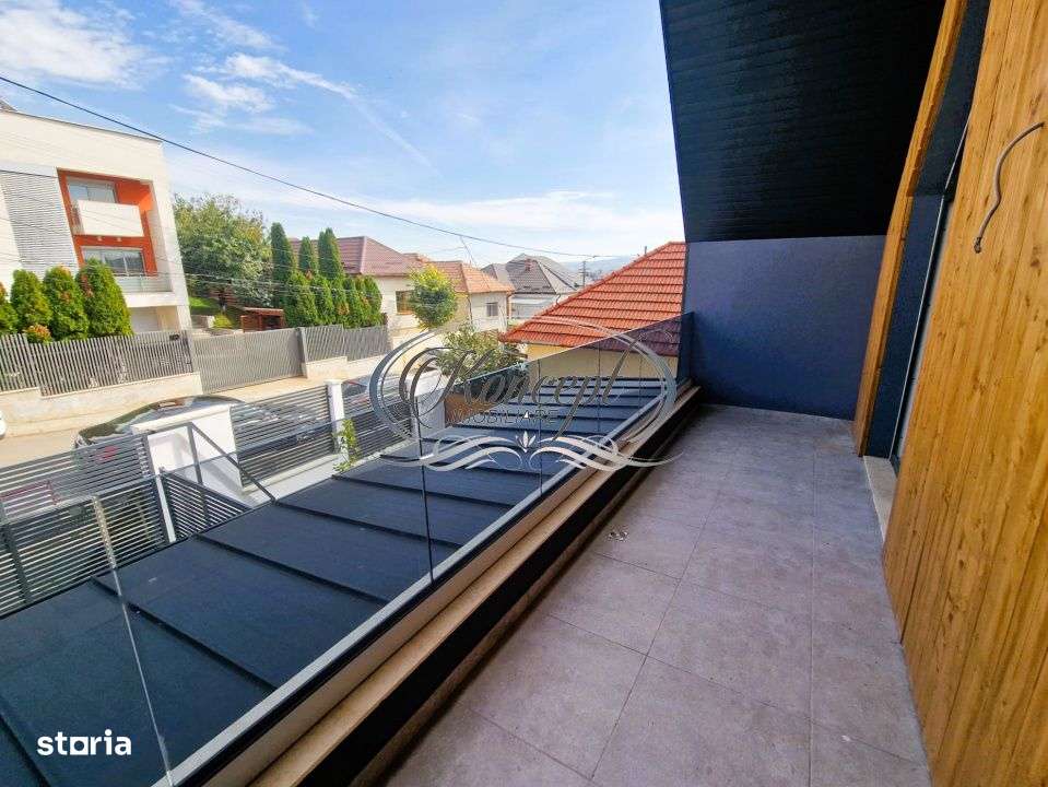 Duplex deosebit si eficient termic situat in Dambul Rotund - Imagine principală: 5/19