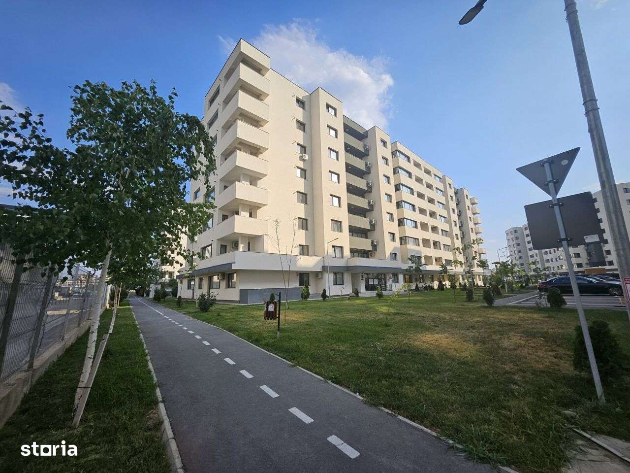 VÂNZARE 2 CAMERE ZONA PIPERA OMV PARCARE+ BOXA-8