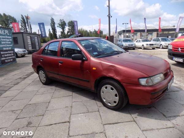 Nissan Almera - 2