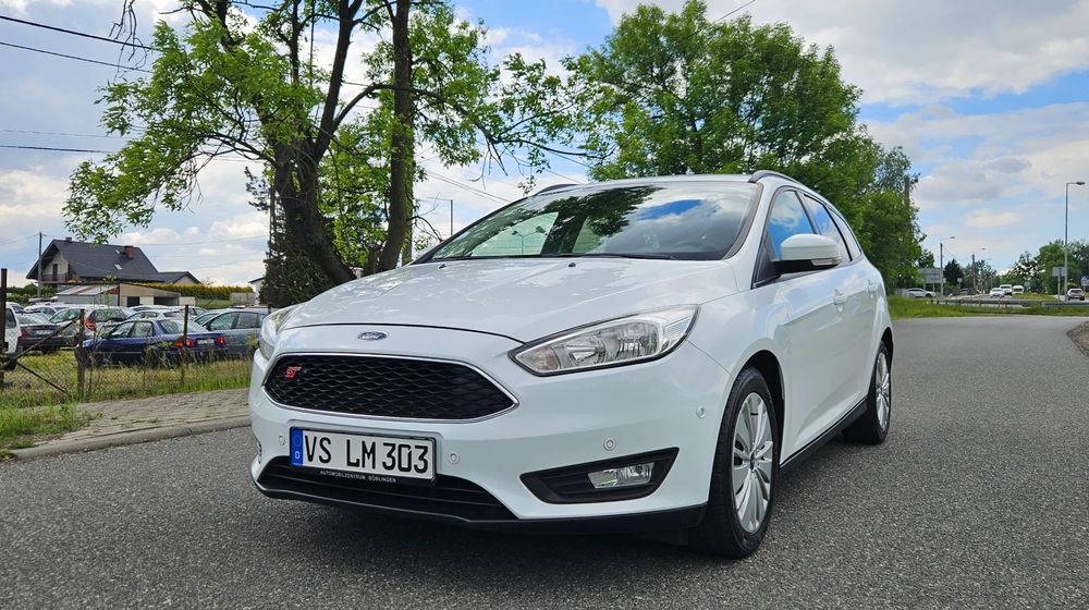 Ford Focus Mk3 1.6 TDCi DPF Start-Stopp-System SYNC Edition 2014