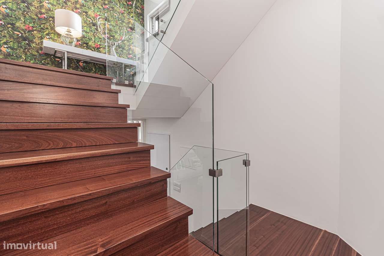 Moradia Isolada T4 com piscina  em Pinhal Frades, Fernão Ferro-15