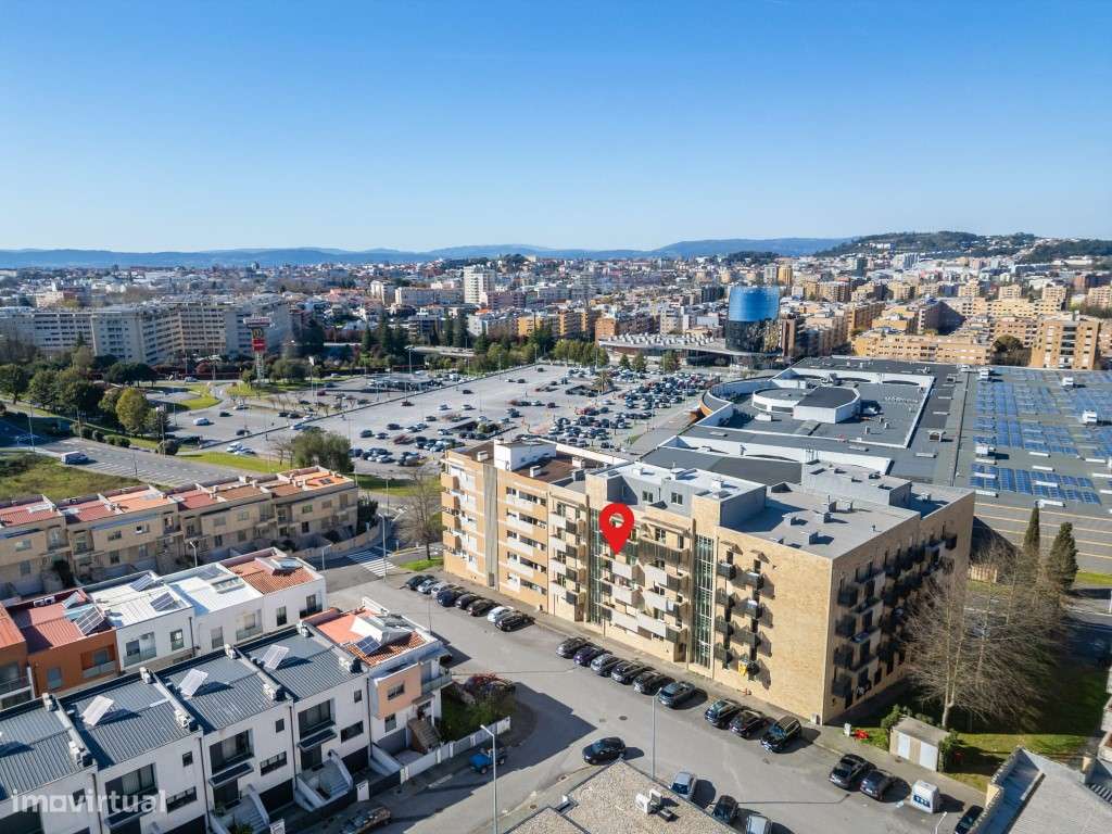 T3 Totalmente Equipado e Mobilado - Junto ao Minho Center - Grande imagem: 2/29