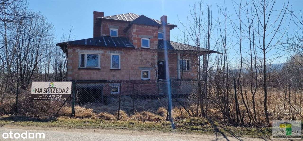 Dom z dużą działką w stanie surowym zamkniętym-1