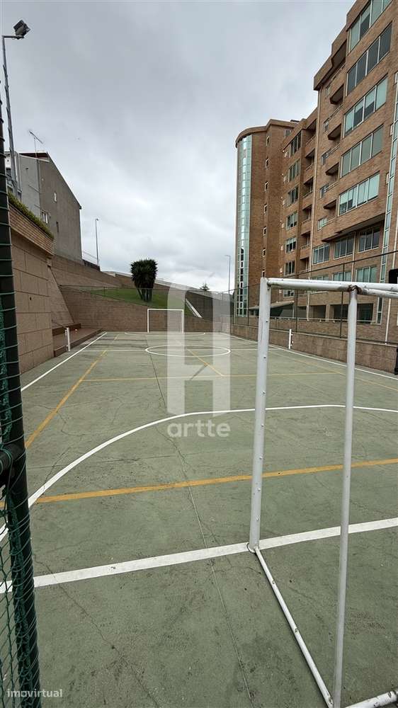 Apartamento T4 de luxo em Oliveira de Azemeis-40