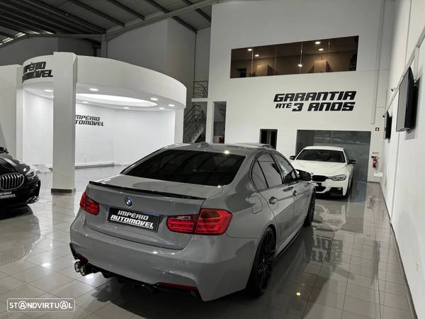 BMW 320 d Pack M - 33