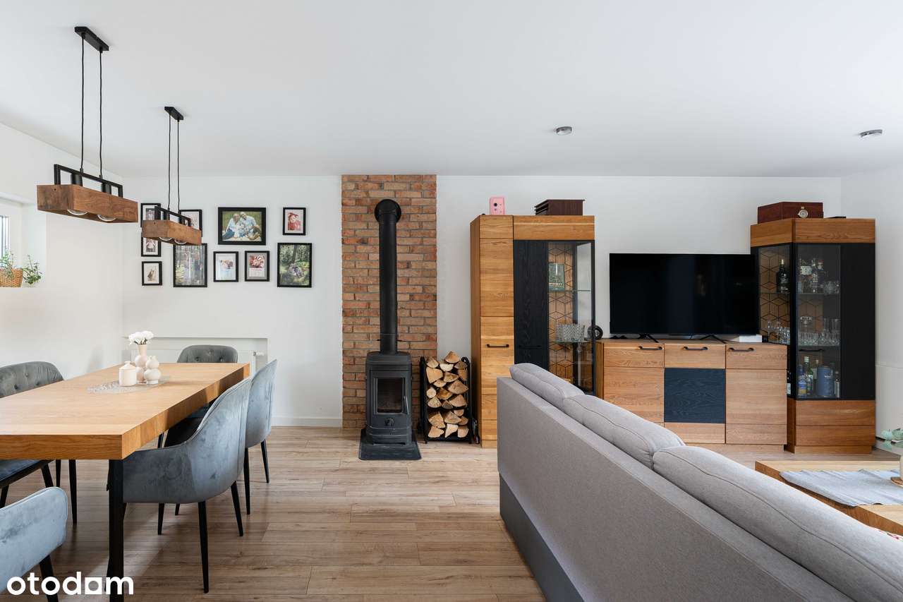 Dom z potencjałem – dwa niezależne wejścia / dom + osobne mieszkanie-1