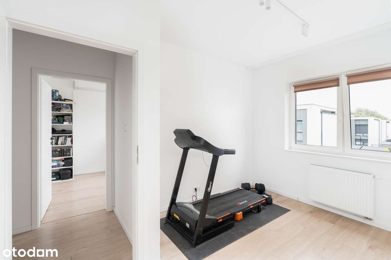 Przestronny bliźniak, gotowy do wejścia/fotowoltaika/klima./Koninko-17