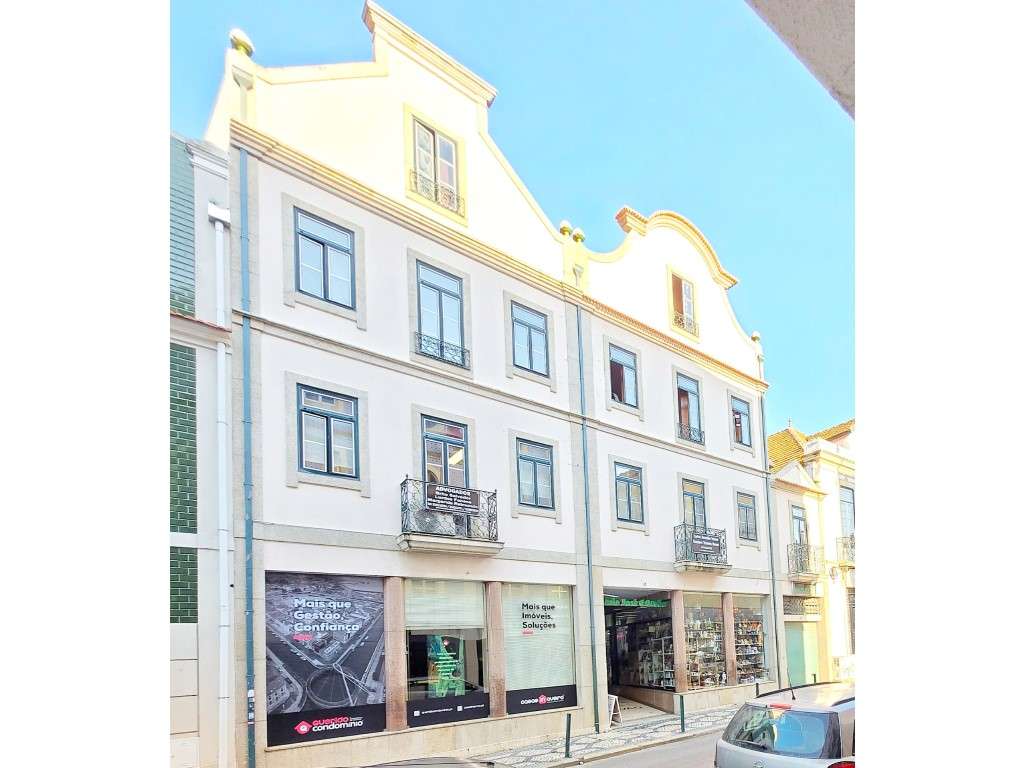 Garagem/Armazém fechado em zona premium no centro da cidade de Aveiro - Grande imagem: 3/7