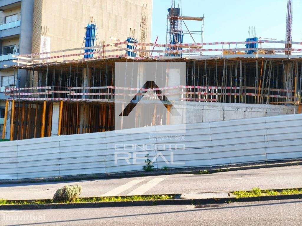 Apart. T3 c/ Box p/ 2 viat. Novo - Lordelo (Paredes)-11