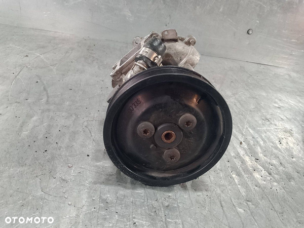 POMPA WSPOMAGANIA BMW E91 PW680994 2.0 16V - 4